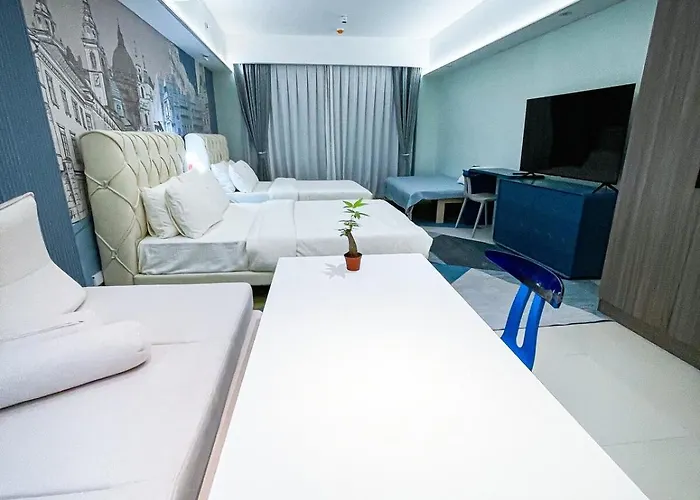 Lovely Penthouse Across Of Dreams, Airport Manila