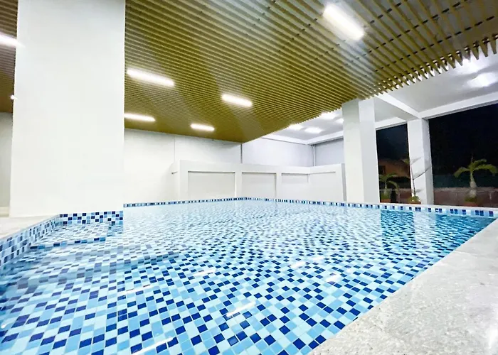Lovely Penthouse Across Of Dreams, Airport *